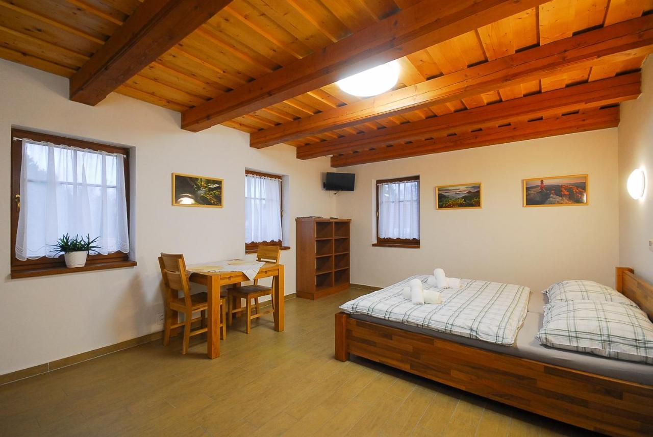 Apartmany Studeny Kunratice  Exterior photo