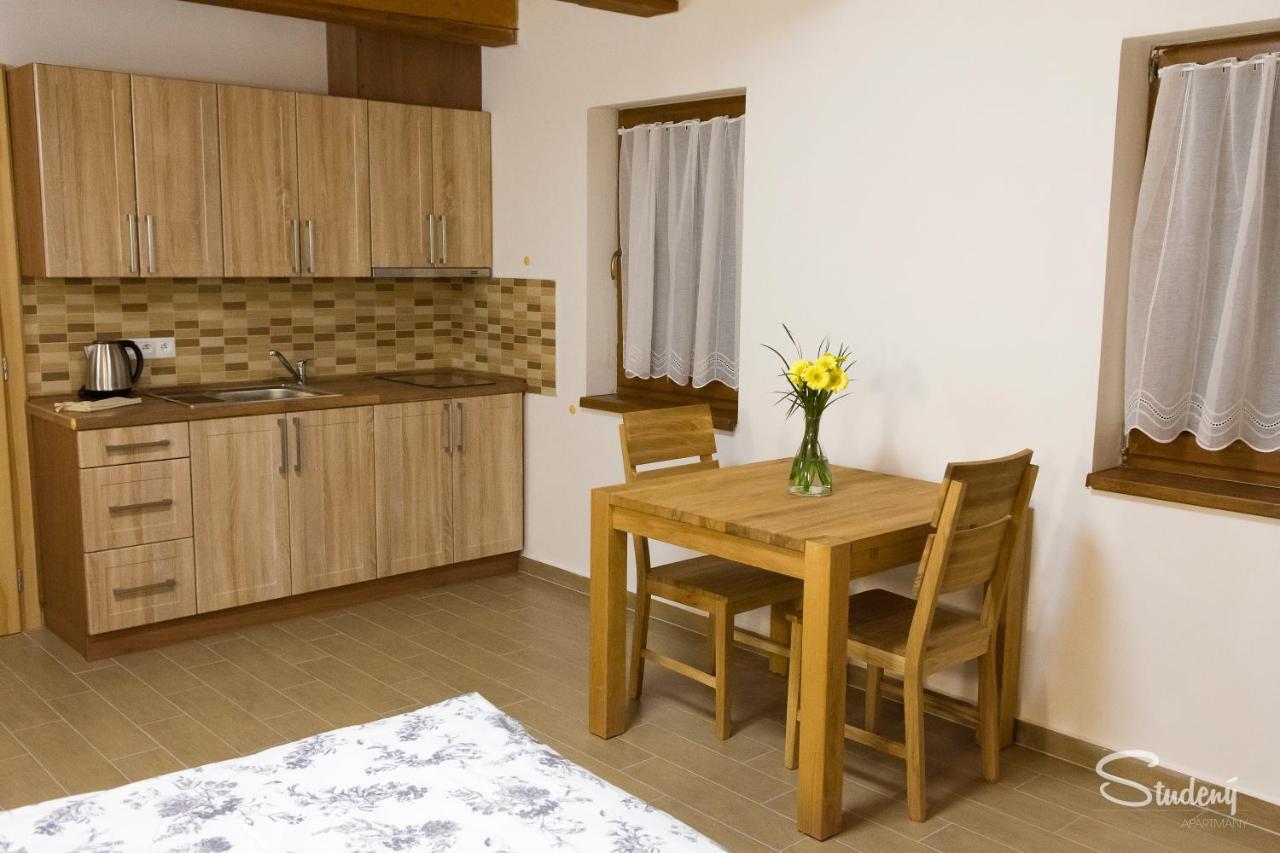 Apartmany Studeny Kunratice  Exterior photo